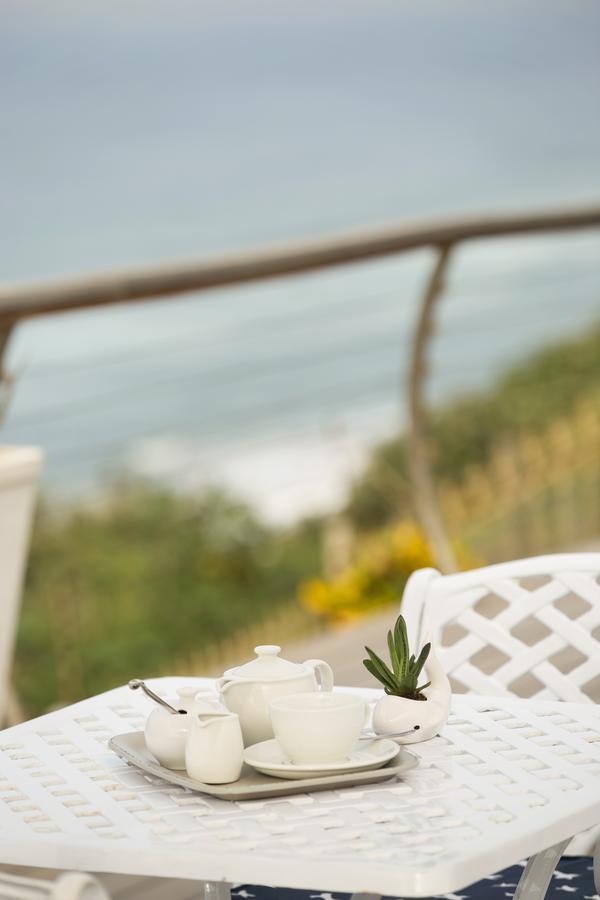 Ocean Hideaway Bed And Breakfast Amanzimtoti Exterior photo