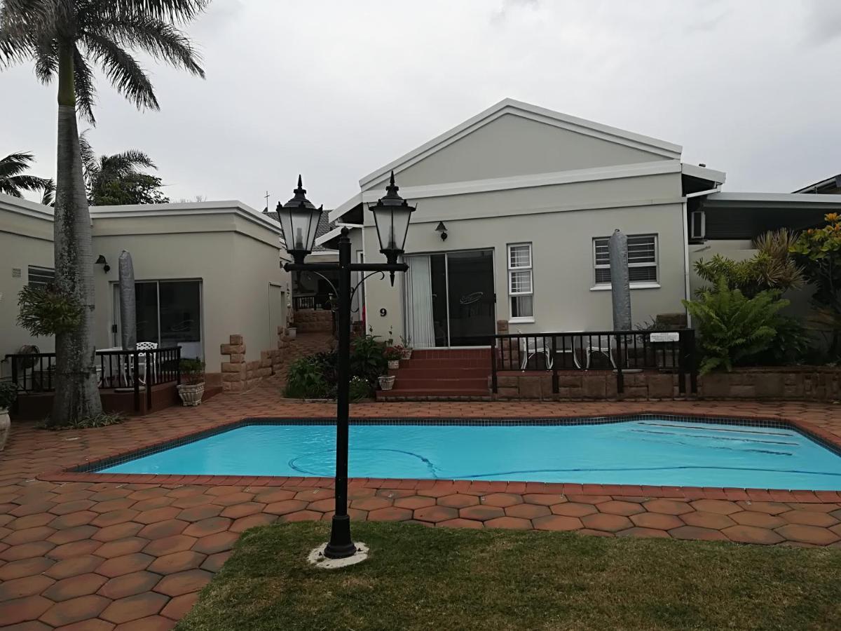 Ocean Hideaway Bed And Breakfast Amanzimtoti Exterior photo